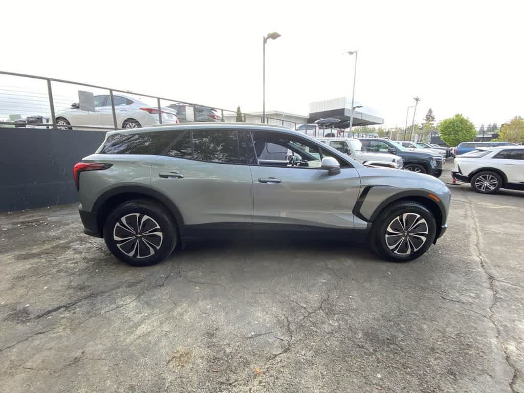 Used 2024 Chevrolet Blazer EV LT AWD/4WD image 7
