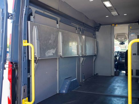 Used 2020 Ford Transit 250 148 High Roof Extended RWD image 19