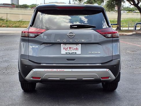 Used 2023 Nissan Rogue Platinum w/ Platinum Premium Package FWD image 7