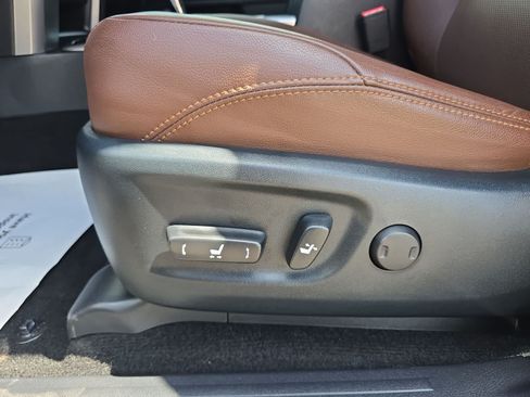 Used 2023 Toyota 4Runner Limited RWD image 18