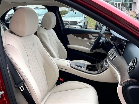 Certified 2023 Mercedes-Benz E 350 4MATIC Sedan image 7