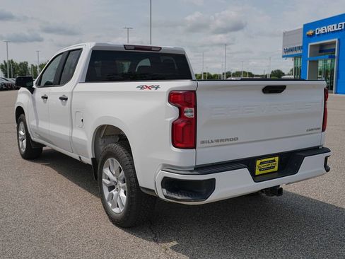 Used 2020 Chevrolet Silverado 1500 Custom w/ Trailering Package AWD/4WD image 8
