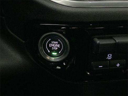 Certified 2024 Chevrolet Silverado 2500 LTZ w/ LTZ Convenience Package image 22