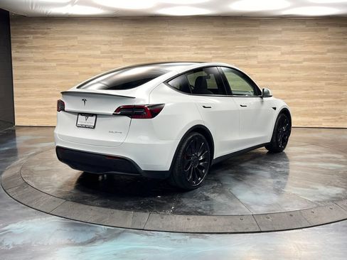 Used 2023 Tesla Model Y Performance AWD/4WD image 20