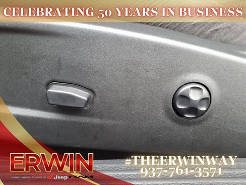 Used 2018 Dodge Challenger R/T w/ Blacktop Package image 15