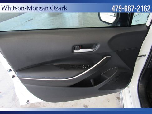 Used 2022 Toyota Corolla SE FWD image 32