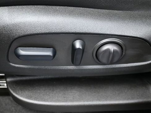 Used 2024 Chevrolet Equinox RS image 12