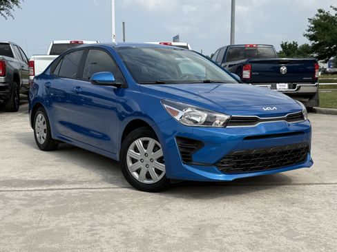 Used 2023 Kia Rio S FWD image 2
