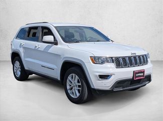Used 2017 Jeep Grand Cherokee Laredo w/ Quick Order Package 23E AWD/4WD video 3