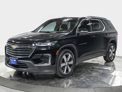 Used 2022 Chevrolet Traverse LT w/ LT Premium Package