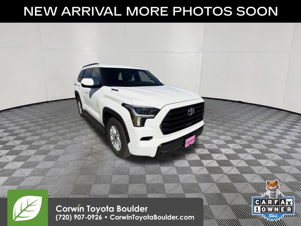Used 2026 Toyota Sequoia SR5 w/ SR5 Premium Package AWD/4WD 360° Tour