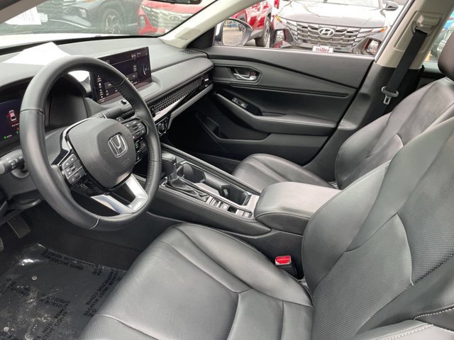 Used 2023 Honda Accord Touring image 6