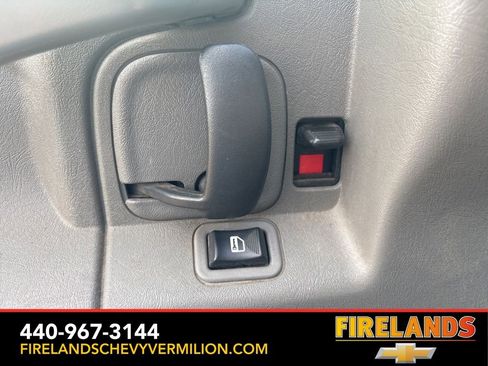 Used 2021 GMC Savana 2500 w/ Driver Convenience Package image 11