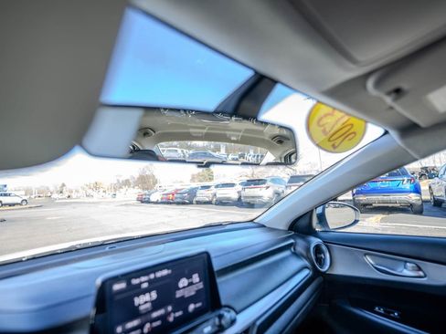 Used 2023 Kia Forte LXS image 18