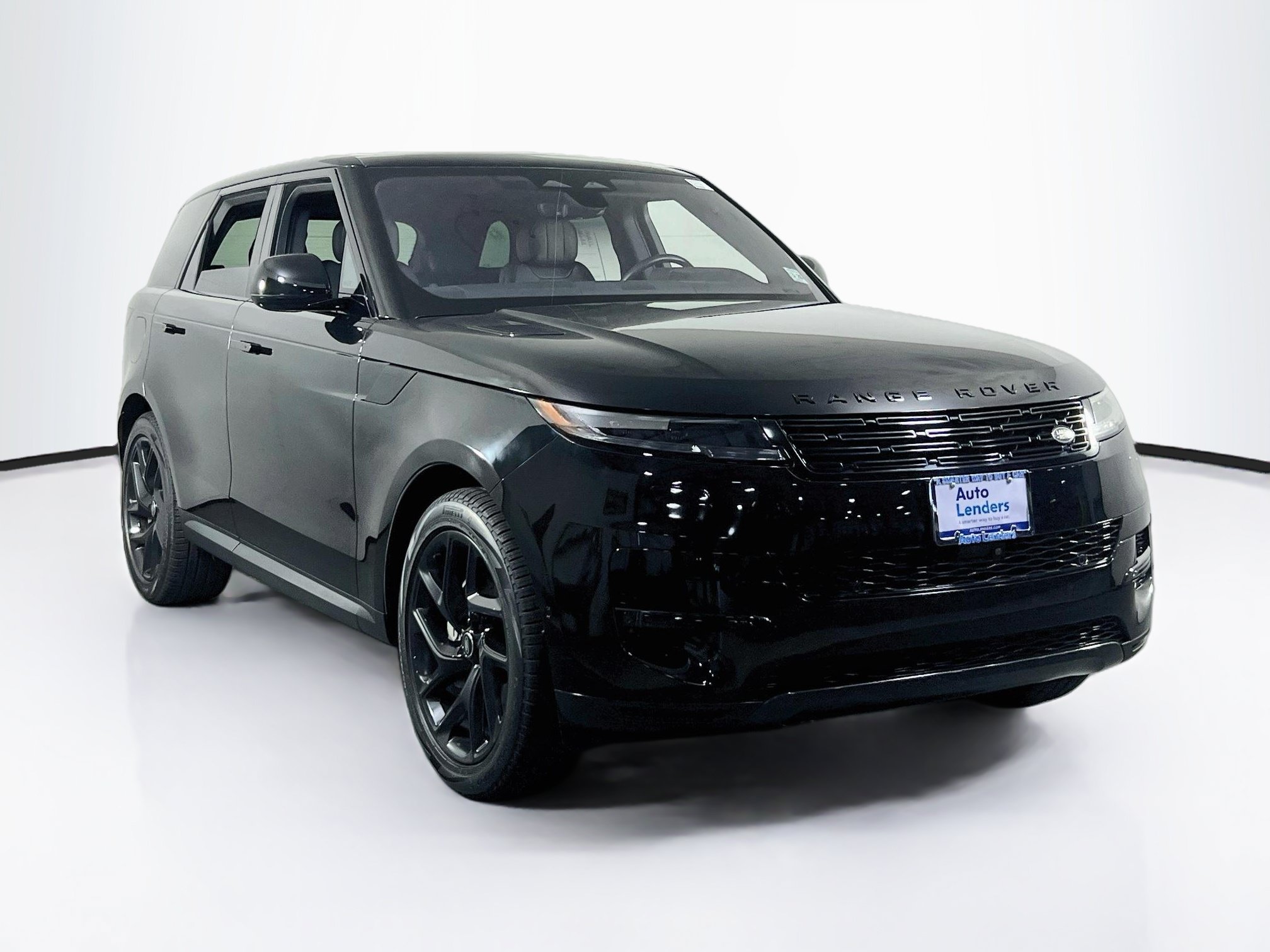 Used 2023 Land Rover Range Rover Sport SE AWD/4WD image 3