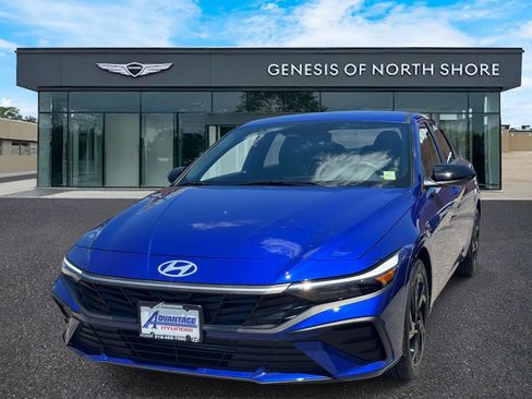 Certified 2026 Hyundai Elantra Sport FWD image 4