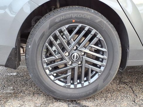 New 2026 Nissan Sentra SV w/ Floor Mat Package FWD image 6