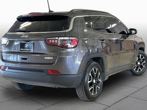 Used 2022 Jeep Compass Latitude FWD image 12