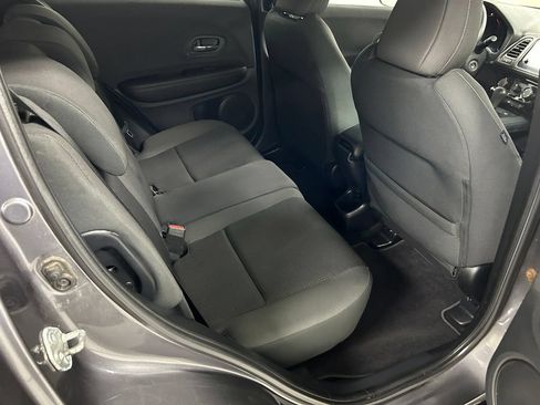 Used 2021 Honda HR-V Sport image 14
