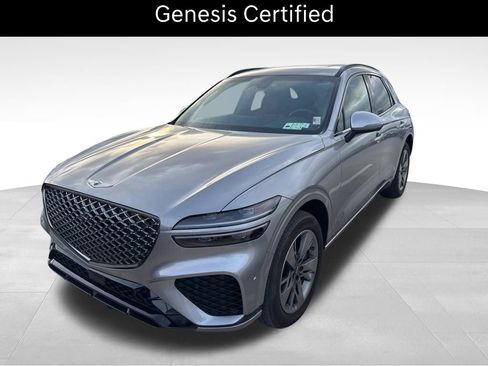 Used 2022 Genesis GV70 3.5T Sport w/ Sport Advanced Package AWD/4WD image 1