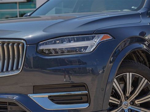 Used 2022 Volvo XC90 T6 Inscription image 3
