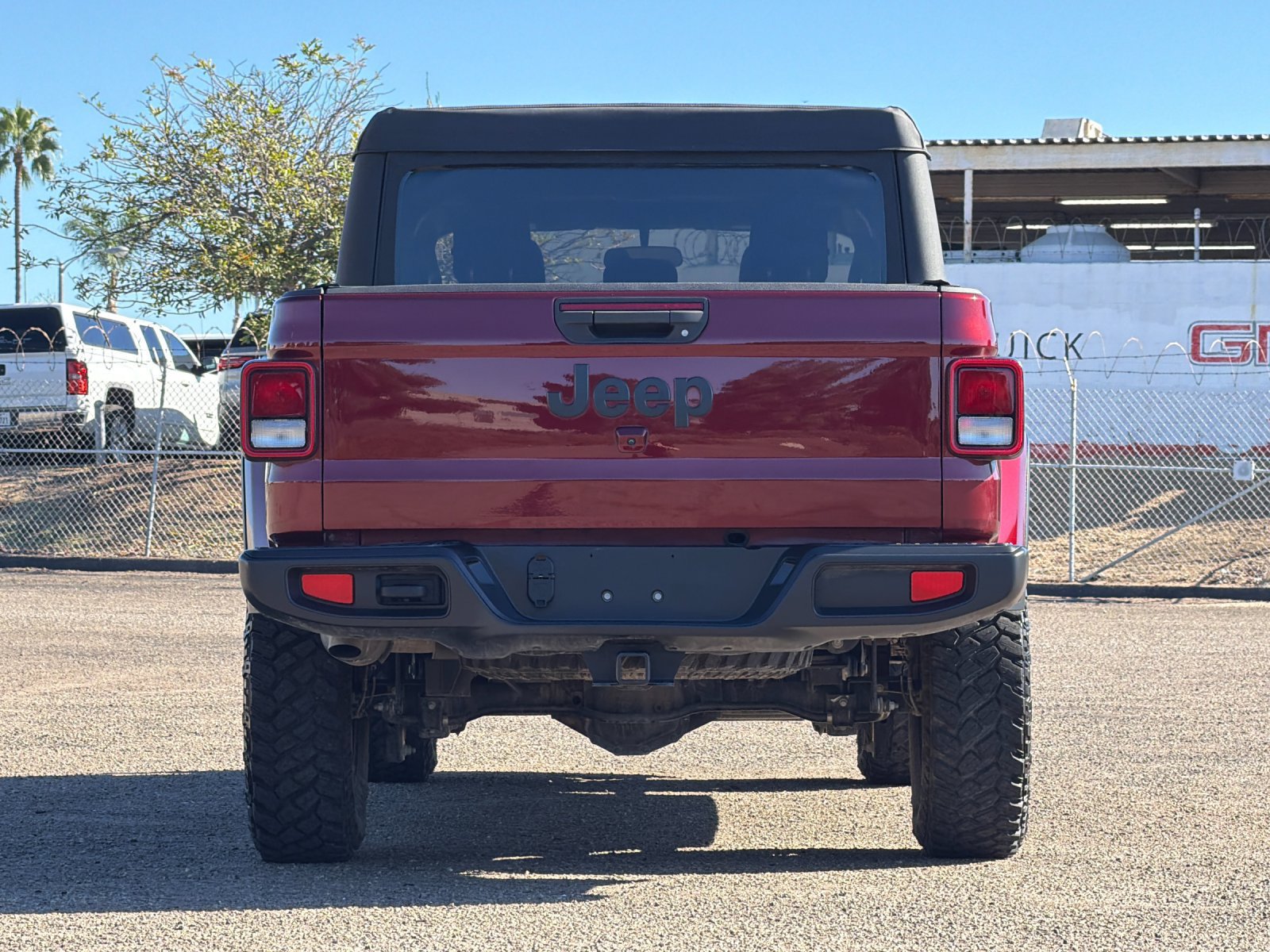 Used 2021 Jeep Gladiator Sport AWD/4WD image 5