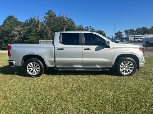 Used 2022 Chevrolet Silverado 1500 Custom image 7