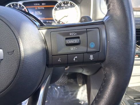 Used 2021 Nissan Rogue SL FWD image 30