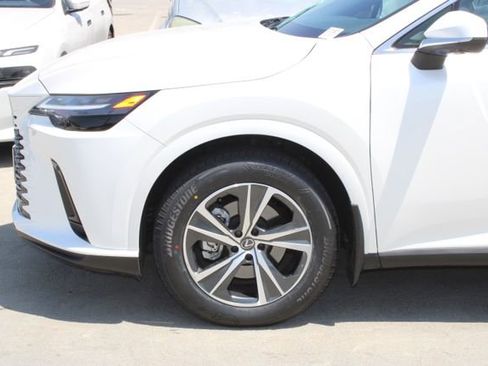 Used 2024 Lexus RX 350 Premium w/ Accessory Package (Z1) FWD image 4