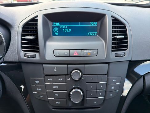 Used 2012 Buick Regal Leather FWD image 16