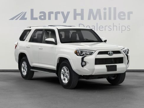 Used 2019 Toyota 4Runner SR5 RWD image 6