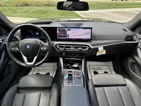New 2024 BMW i4 eDrive40 w/ Premium Package image 10