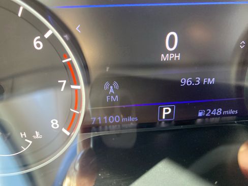 Used 2022 Nissan Altima 2.5 SR image 17