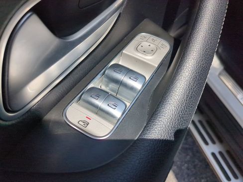 Used 2022 Mercedes-Benz GLE 350 image 19