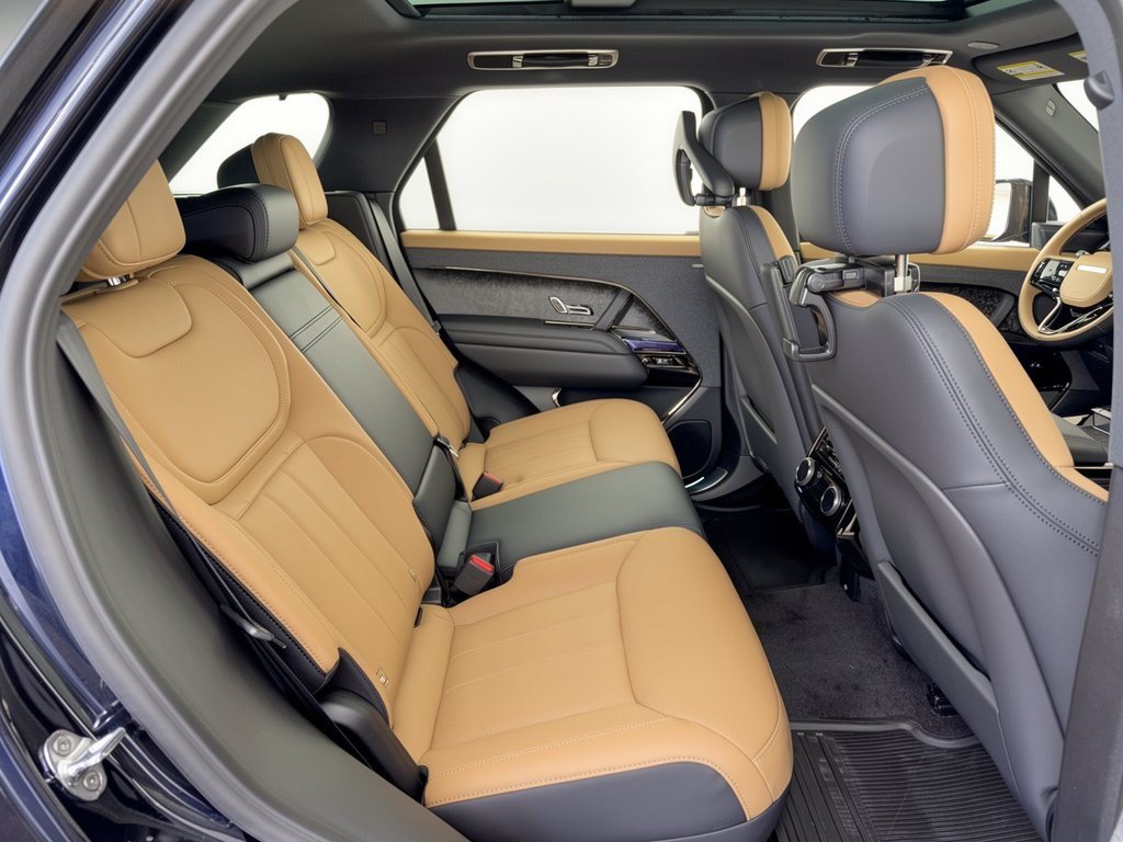 New 2027 Land Rover Range Rover Sport Dynamic SE AWD/4WD image 29