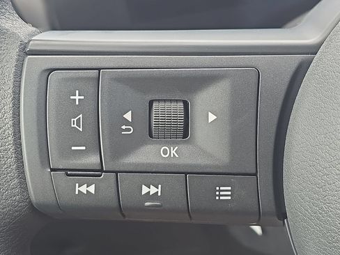 New 2027 Nissan Kicks SV w/ SV Premium Package FWD image 16
