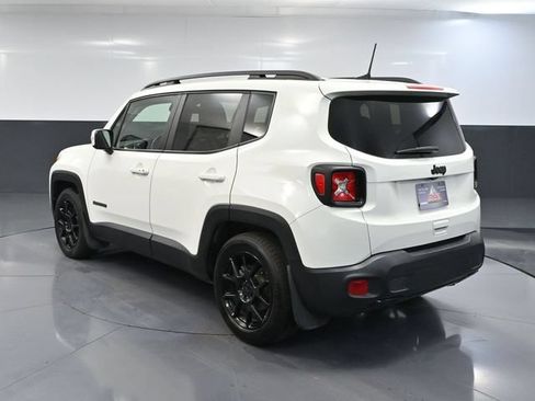 Used 2020 Jeep Renegade Altitude FWD image 7