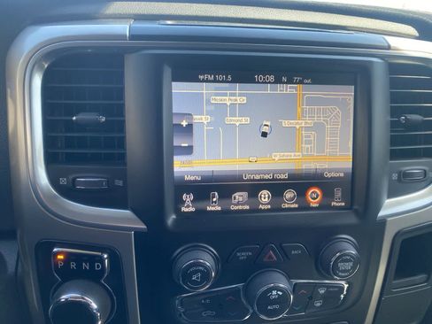 Used 2017 RAM 1500 Classic SLT w/ SLT Plus D￩cor Group AWD/4WD image 16