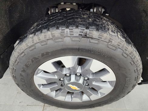 Used 2024 Chevrolet Silverado 2500 LT w/ All Star Edition image 3