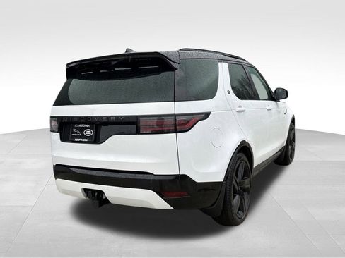 New 2024 Land Rover Discovery Dynamic SE image 5