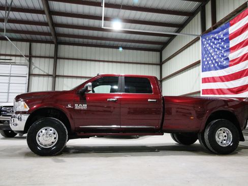 Used 2018 RAM 3500 Laramie Longhorn image 5