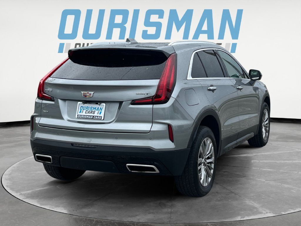 Used 2025 Cadillac XT4 Premium Luxury AWD/4WD image 6