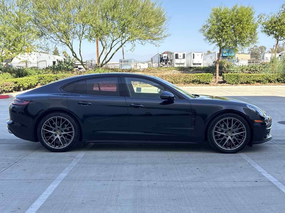 Used 2018 Porsche Panamera 4 AWD/4WD image 2
