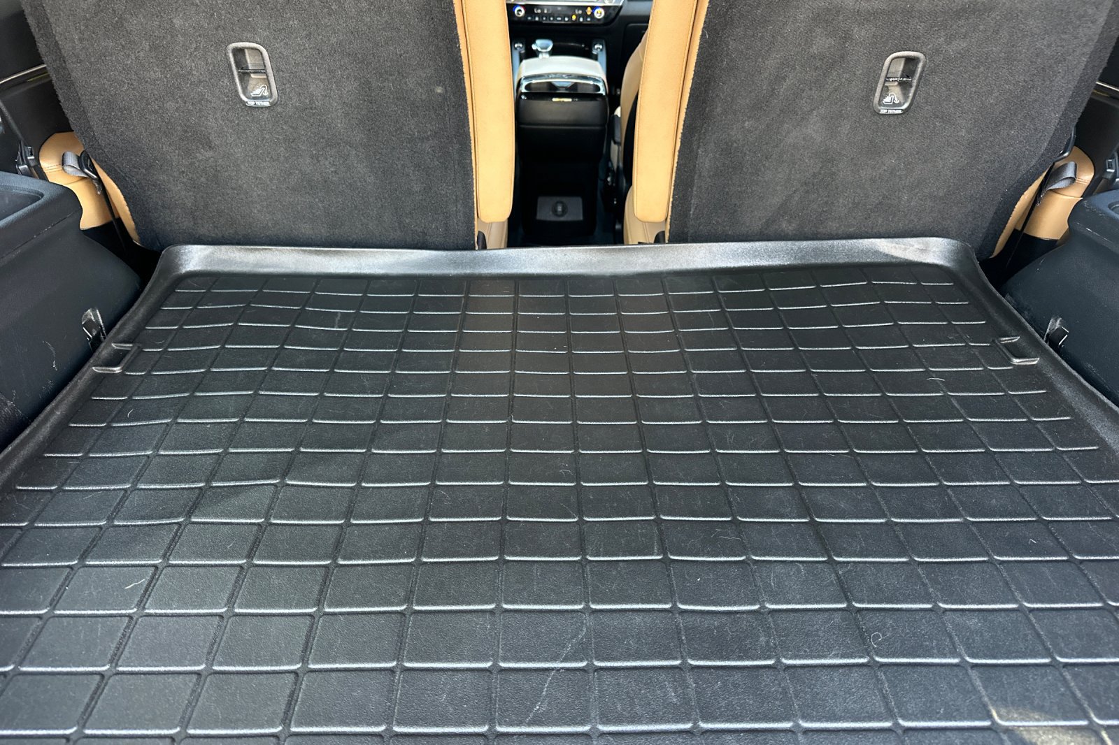 Used 2022 Kia Telluride SX w/ Towing Package FWD image 15