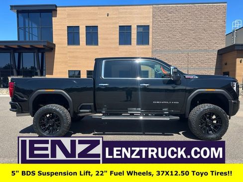 Used 2024 GMC Sierra 2500 Denali w/ Denali Reserve Package image 1