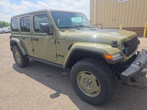 Used 2025 Jeep Wrangler Unlimited Sport S 4xe AWD/4WD image 3