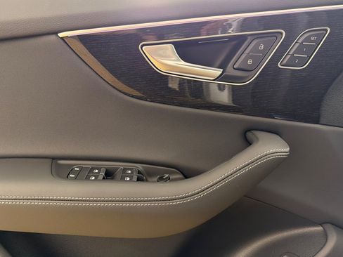 New 2026 Audi Q8 Premium Plus AWD/4WD image 10