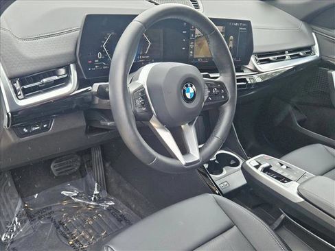 Used 2025 BMW X2 xDrive28i w/ Convenience Package AWD/4WD image 10