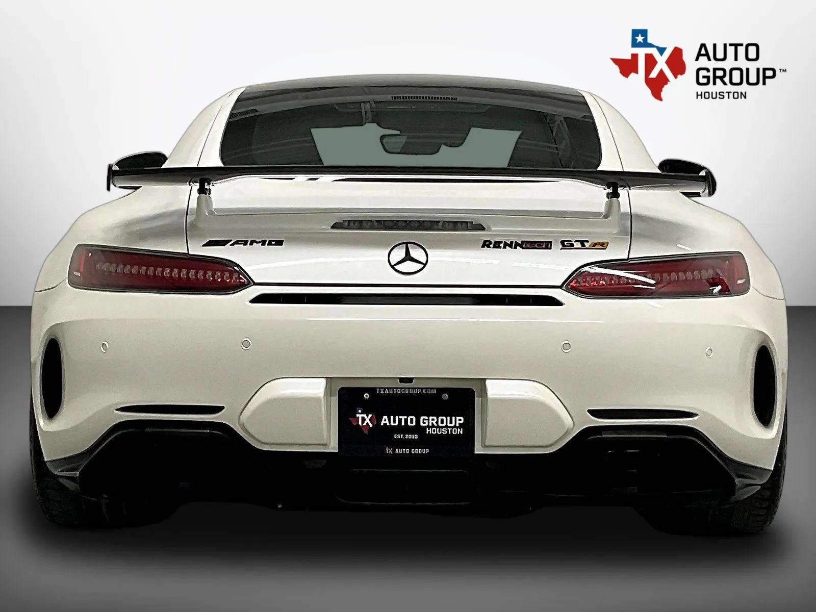 Used 2018 Mercedes-Benz AMG GT R image 7