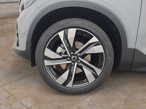 New 2026 Volvo XC40 B5 Ultra w/ Protection Package Premier AWD/4WD image 14